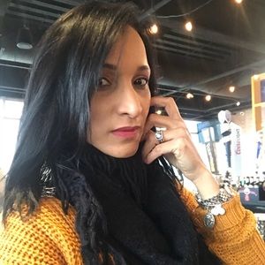 Meet your Posher, Pamela